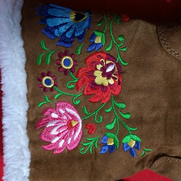 Roebuck and Co. Swede Embroidery Boot - Picture 3 of 8